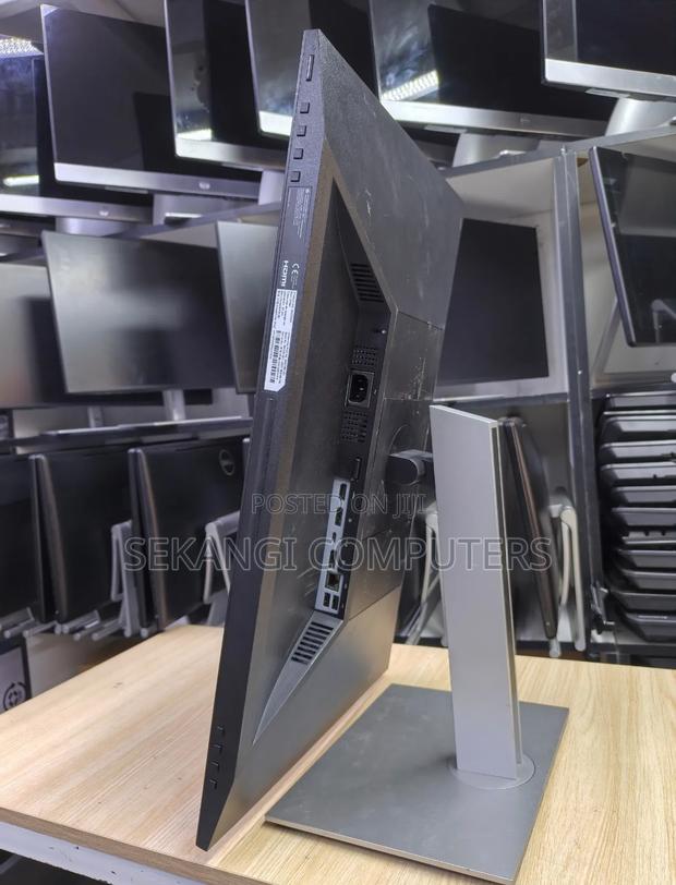 HP E27m G4 - thumbnail 2