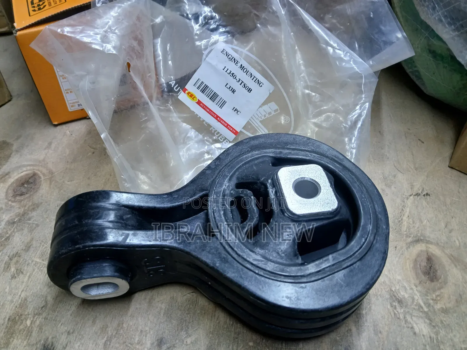 Nissan Teana Mounting
