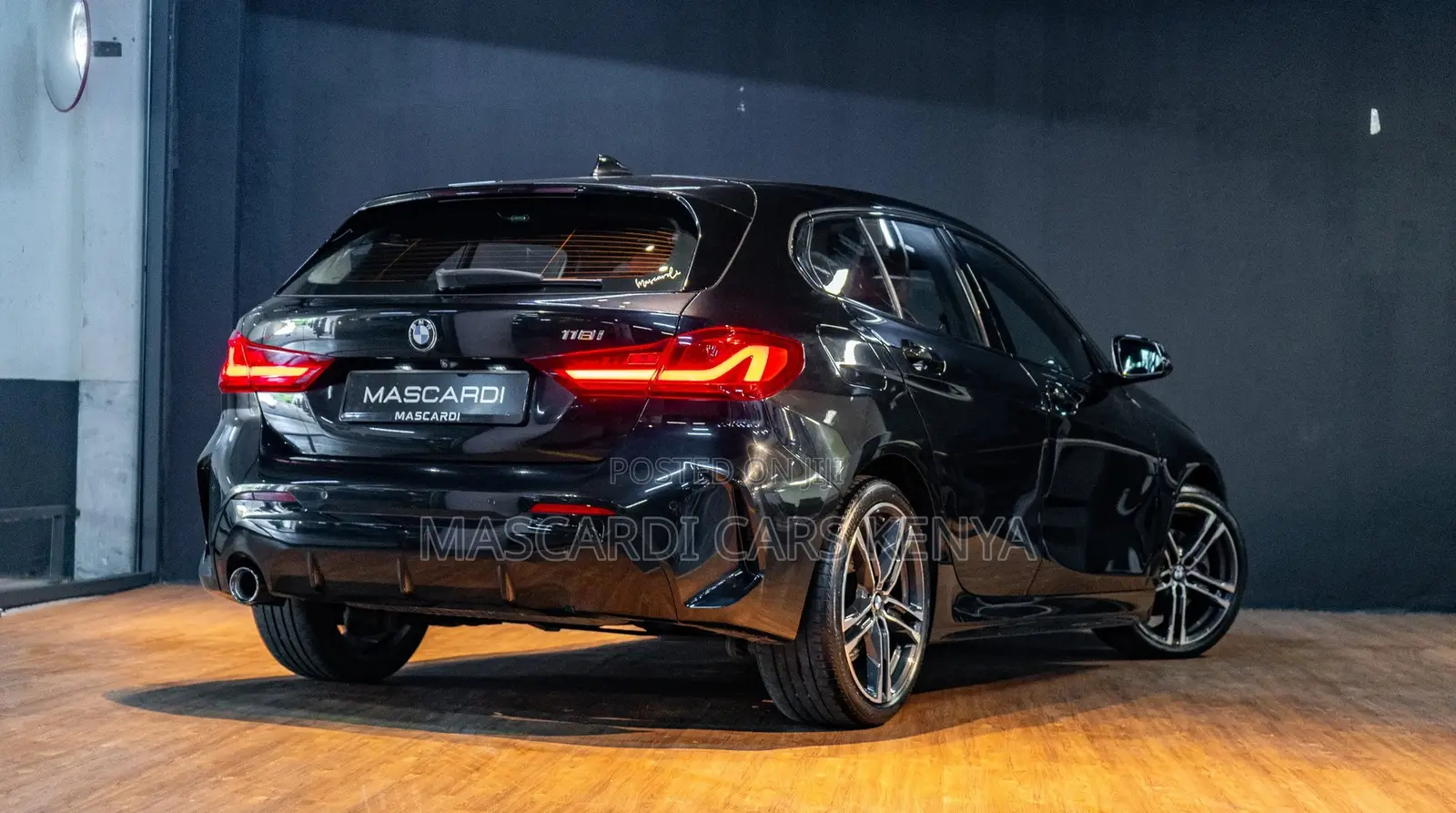 BMW 118i 2019 Black