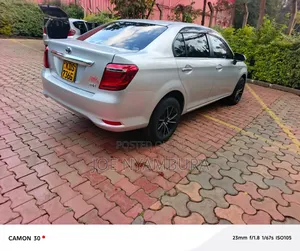 Toyota Axio 2017 Silver