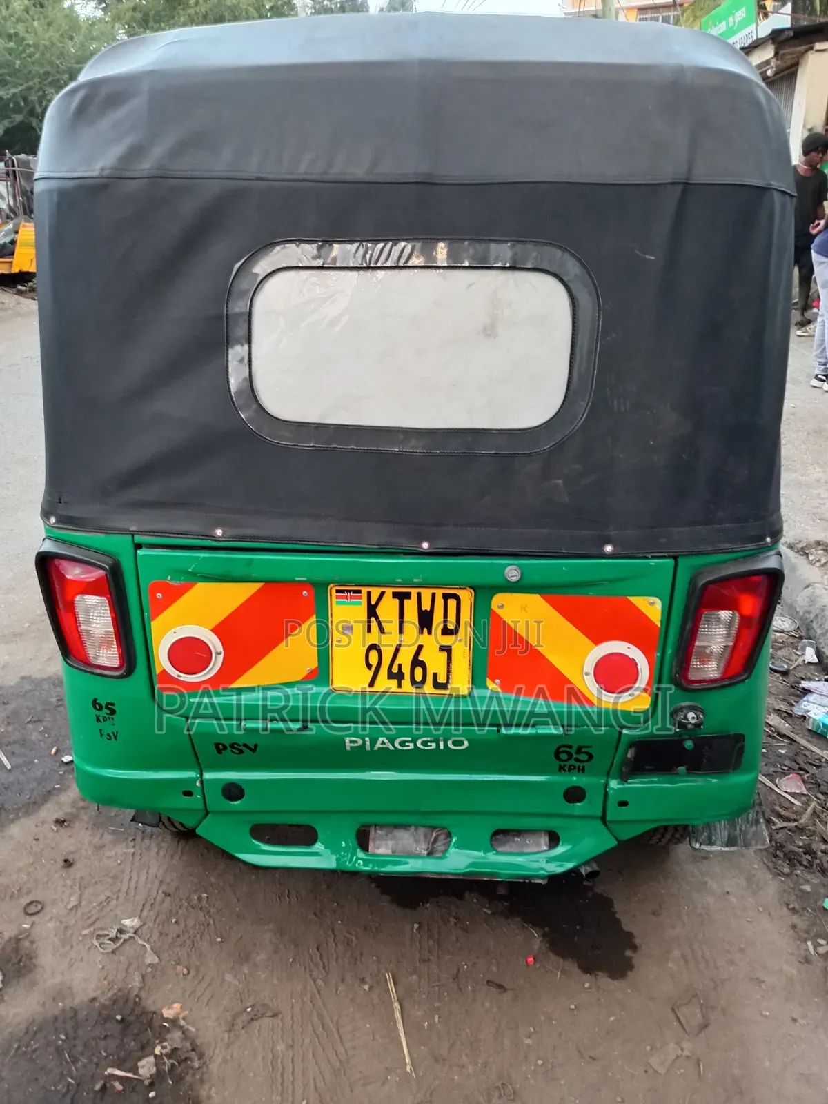 Piaggio Scooter 2025 Green