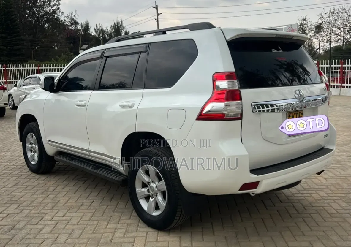 Toyota Land Cruiser Prado 2014 Ivory