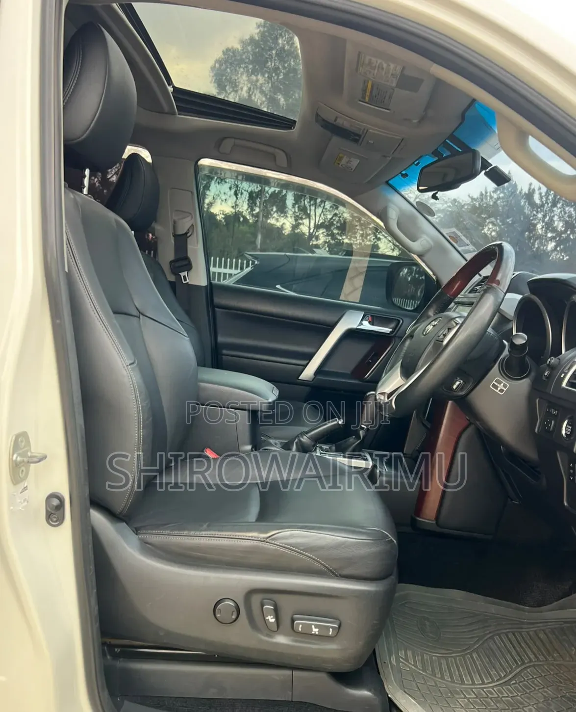 Toyota Land Cruiser Prado 2014 Ivory