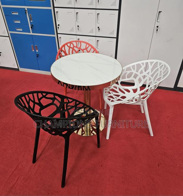 Round Table and Chairs Set