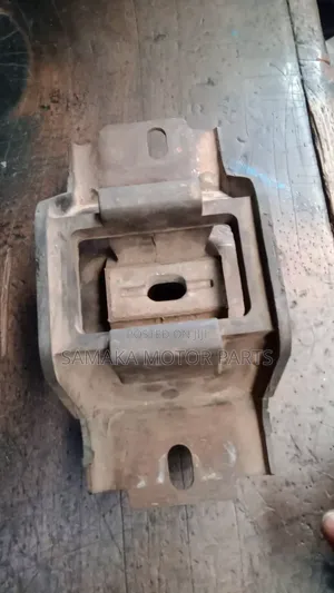 Verisa Gear Mounting