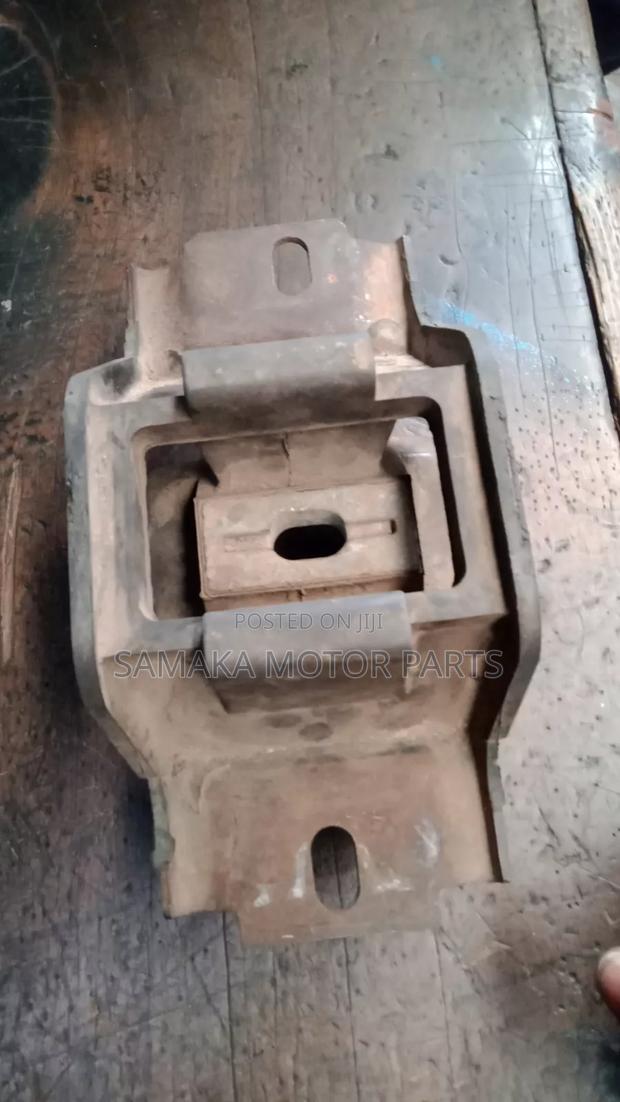Verisa Gear Mounting - main view