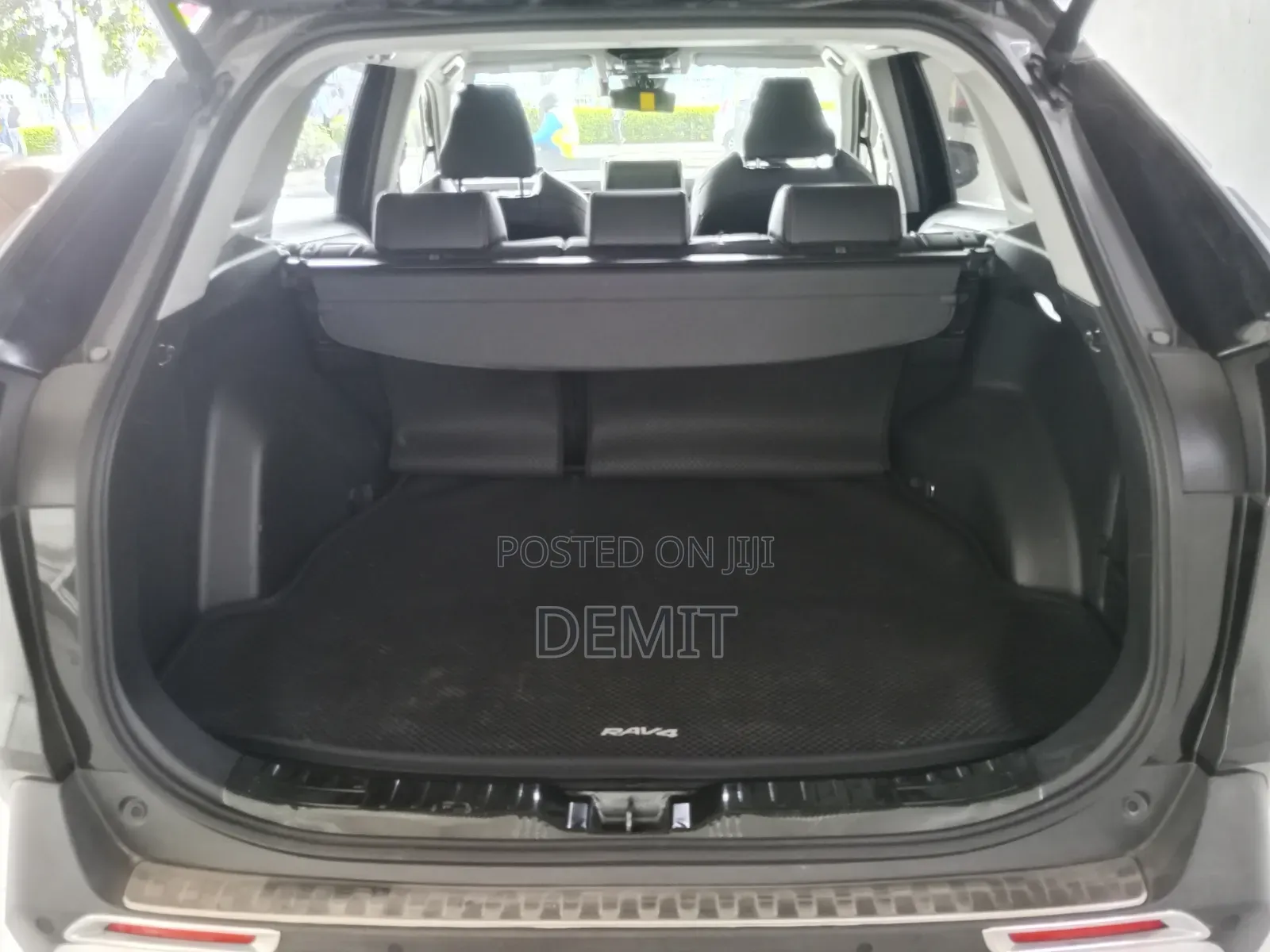 Toyota RAV4 2019 Gray