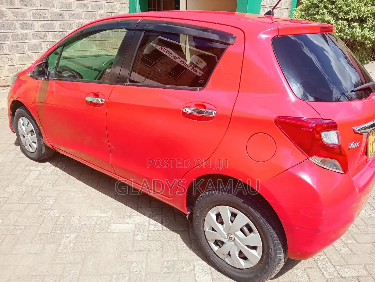Toyota Vitz 2016 Red