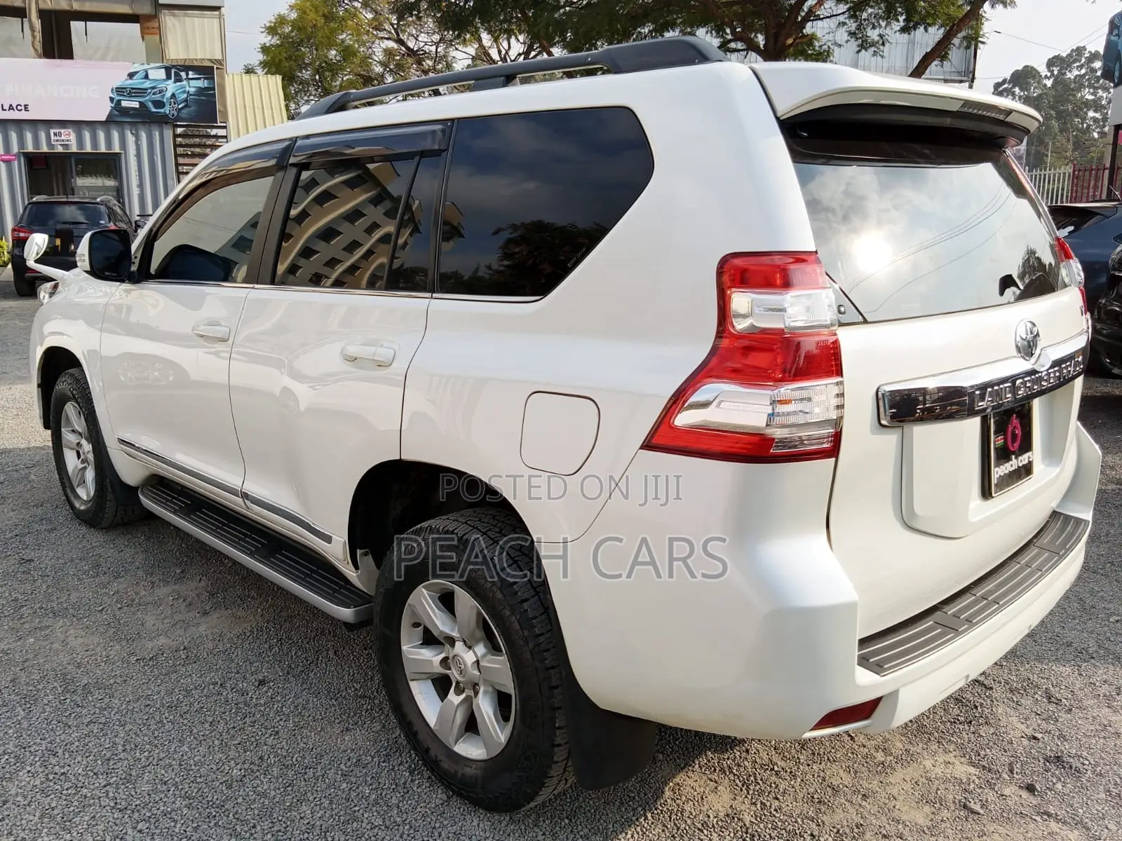 Toyota Land Cruiser Prado 2016 Pearl