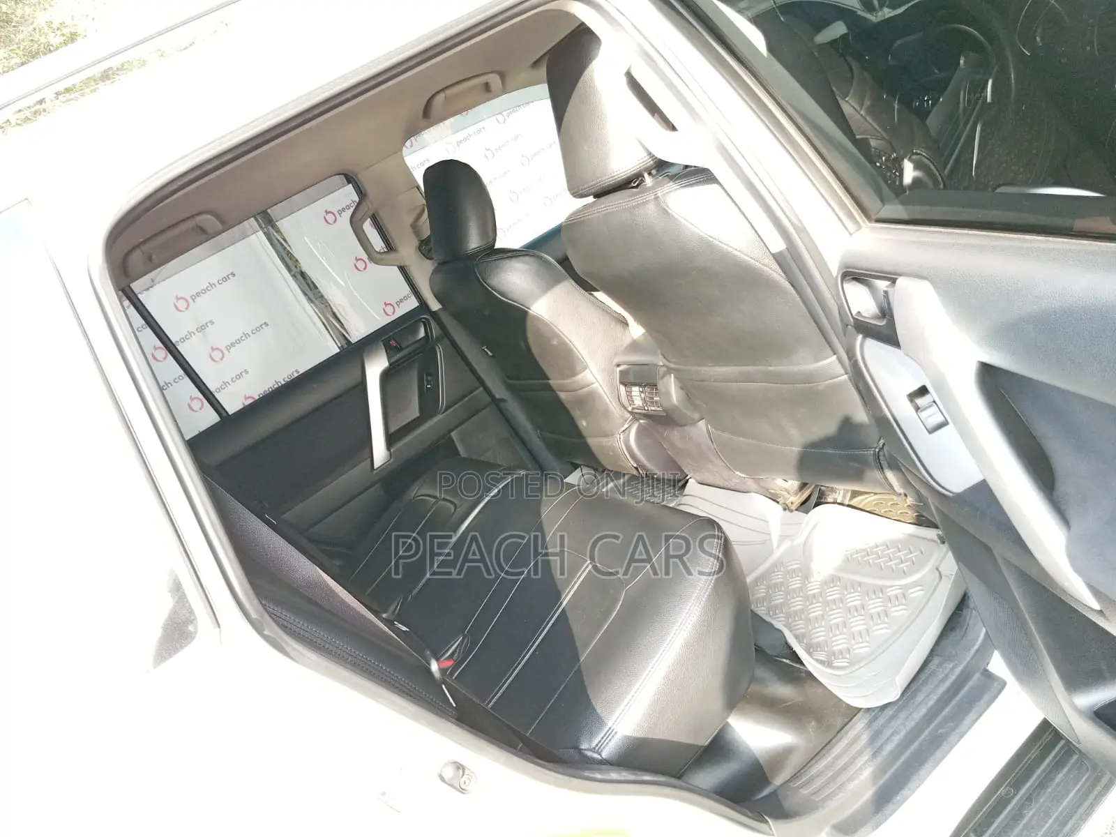 Toyota Land Cruiser Prado 2016 Pearl