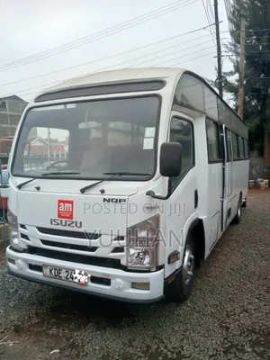 Isuzu NQR 2022 White