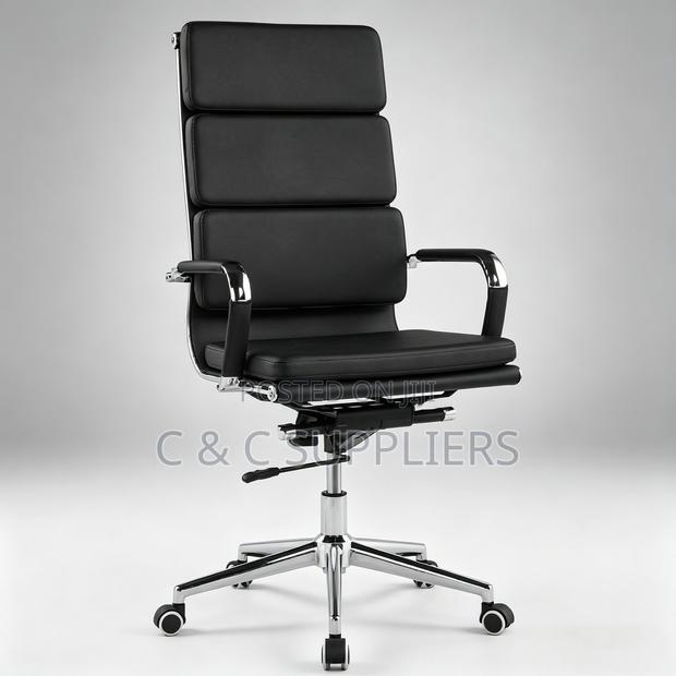 Ergonomic Leather Swivel Boss Chair. - thumbnail 5