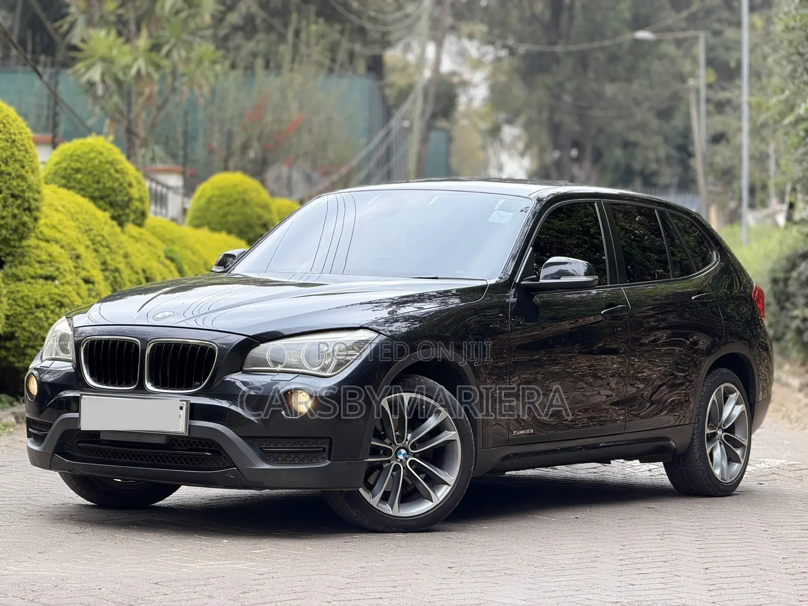 BMW X1 sDrive28i 4dr SUV (2.0L 4cyl Turbo 8A) 2015 Black