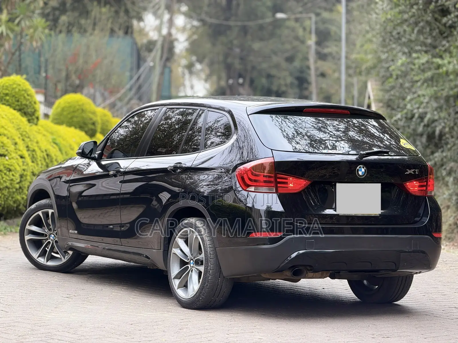 BMW X1 sDrive28i 4dr SUV (2.0L 4cyl Turbo 8A) 2015 Black