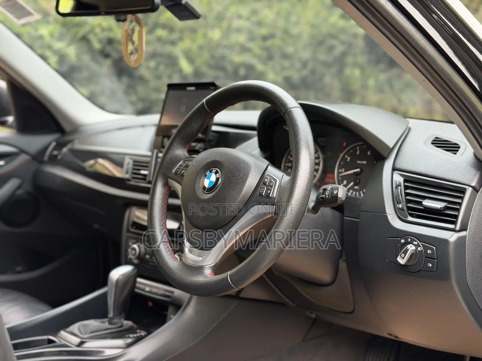 BMW X1 sDrive28i 4dr SUV (2.0L 4cyl Turbo 8A) 2015 Black