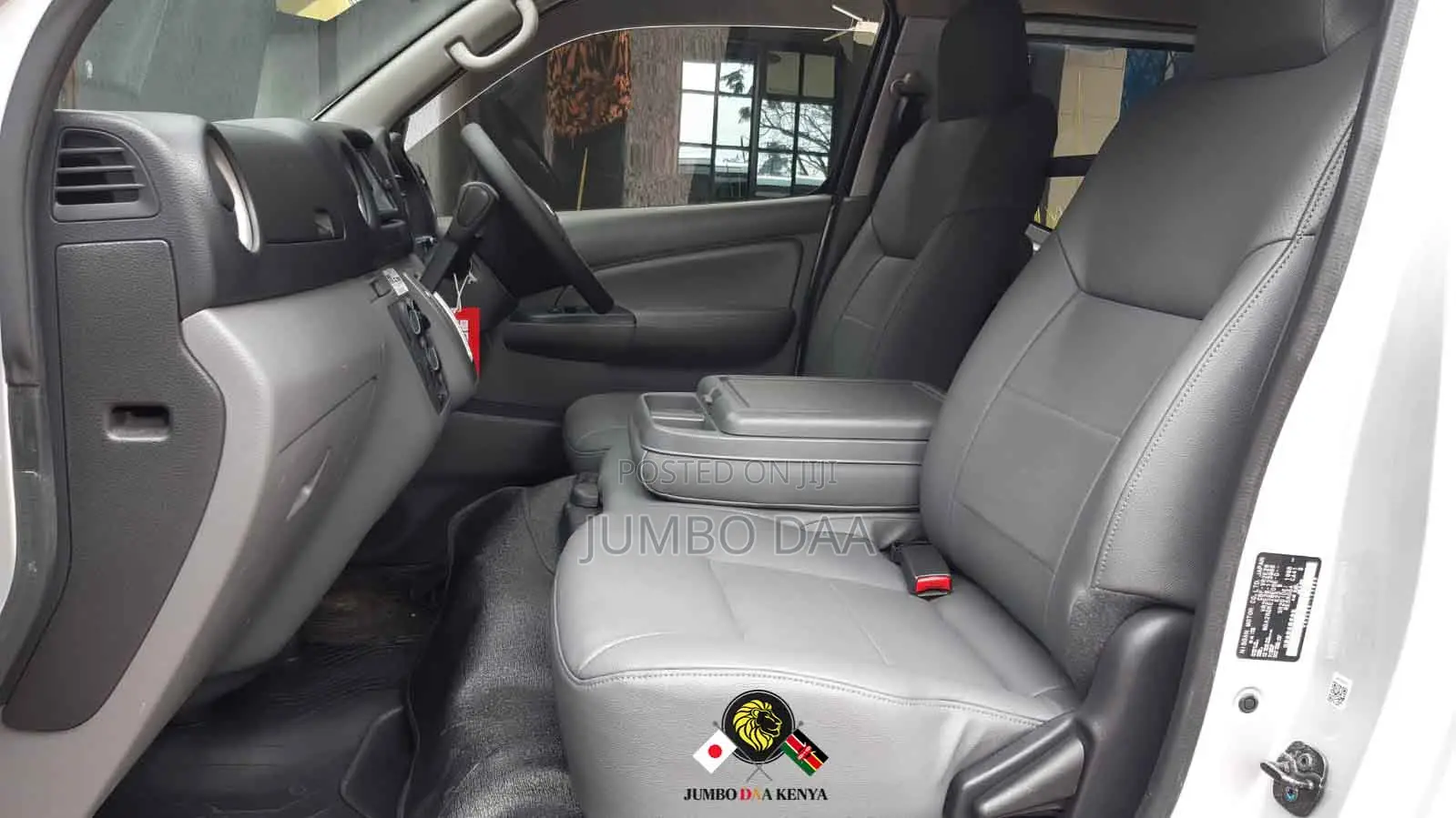 Nissan NV350 2019 Silver