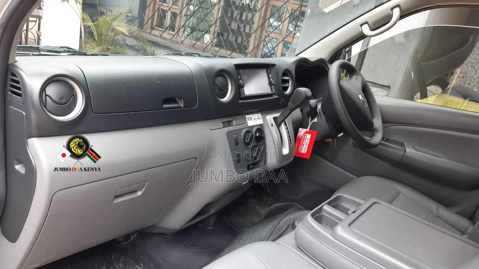 Nissan NV350 2019 Silver