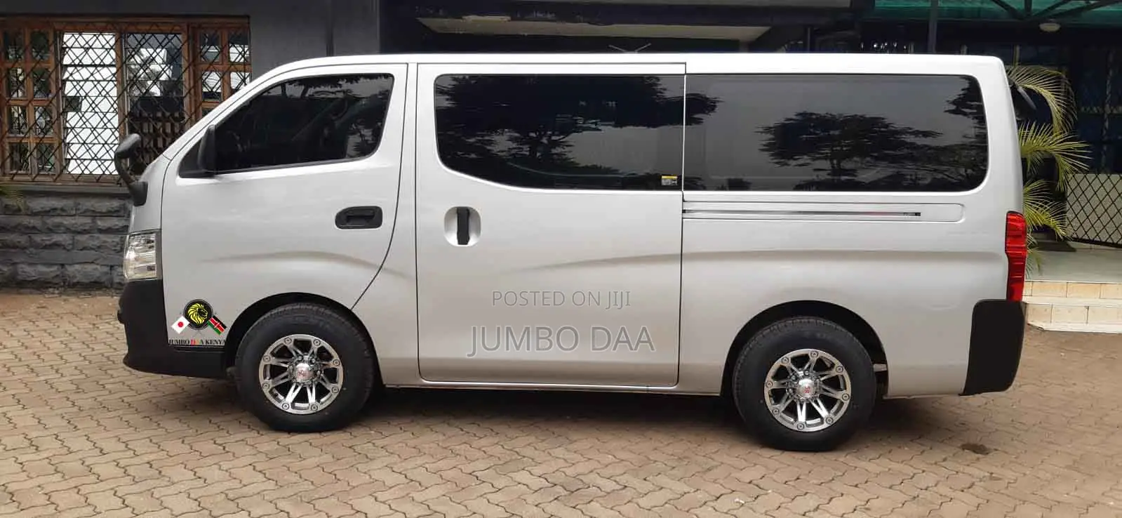 Nissan NV350 2019 Silver