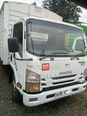 Isuzu Trooper Truck 2022 White