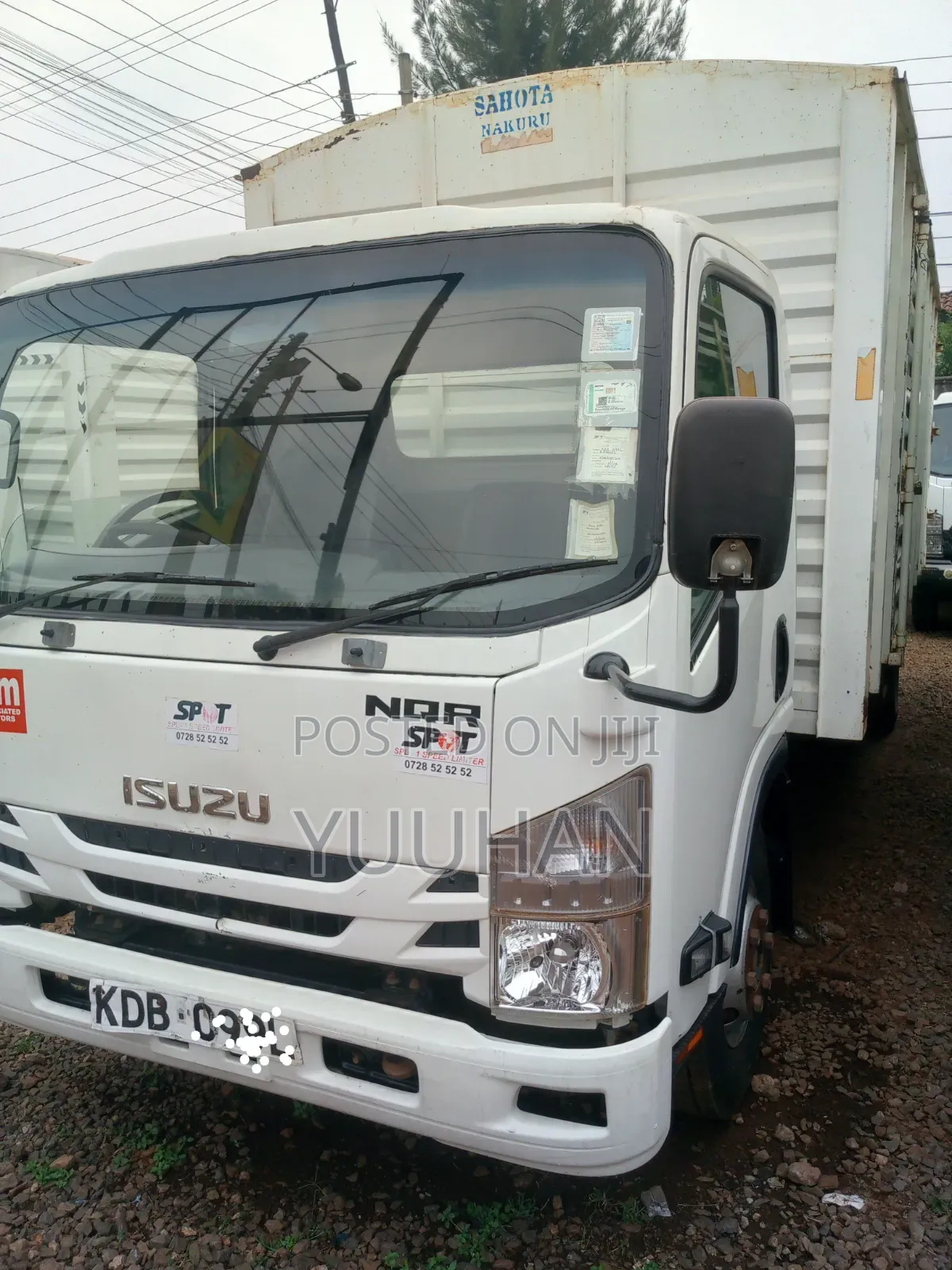 Isuzu Trooper Truck 2022 White