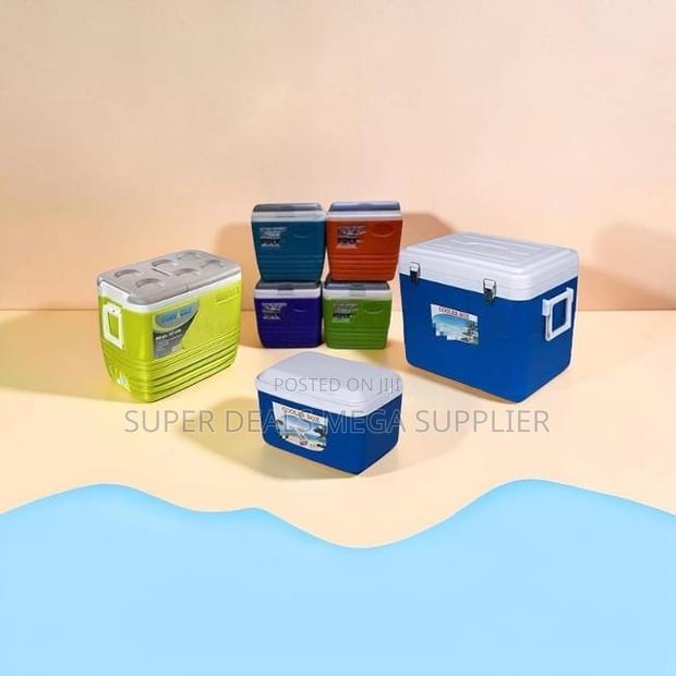 Temperature-Locking 4.5L,10L,25L,32L,50L Cooler Boxes Wholesale Prices
