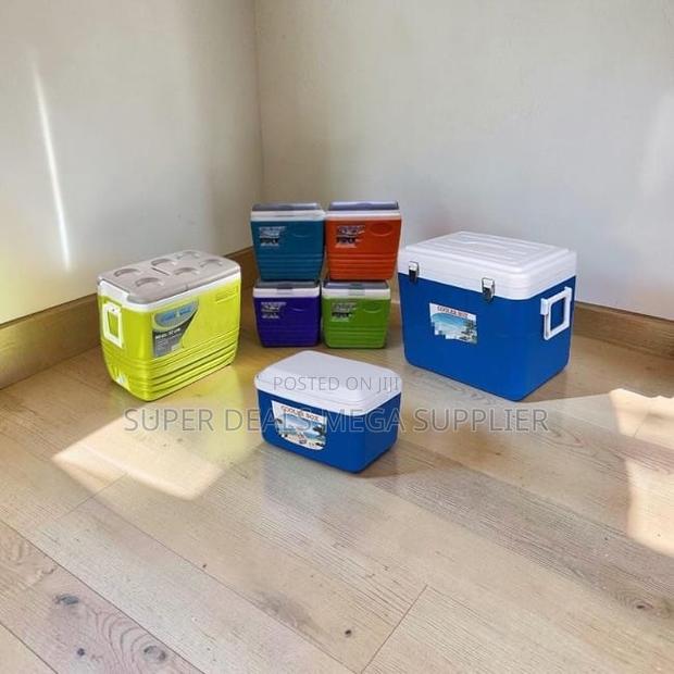 Freshness-Preserving 4.5L,10L,25L,32L,50L Cooler Boxes Wholesale Price
