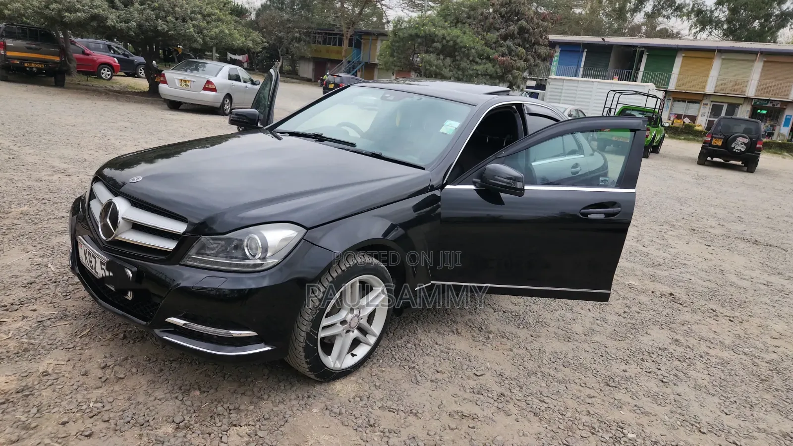 Mercedes-Benz C200 2013 Black