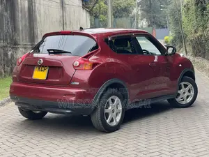 Nissan Juke 2011 Red