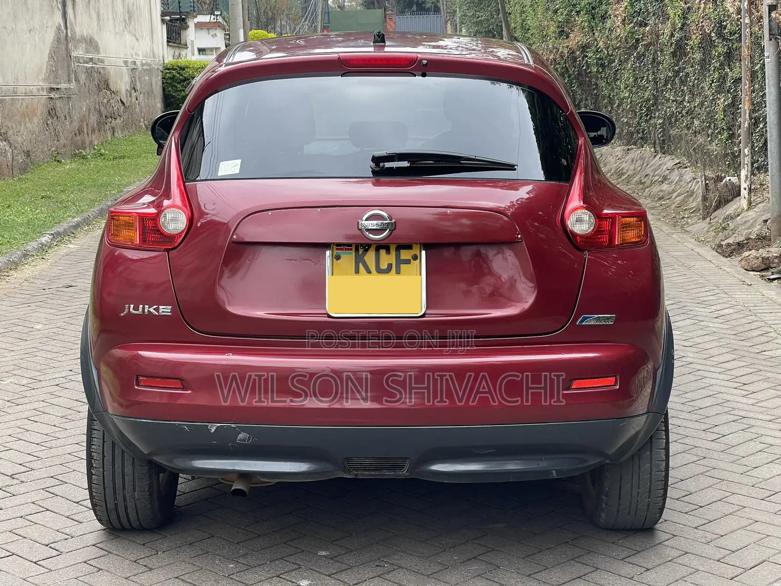 Nissan Juke 2011 Red