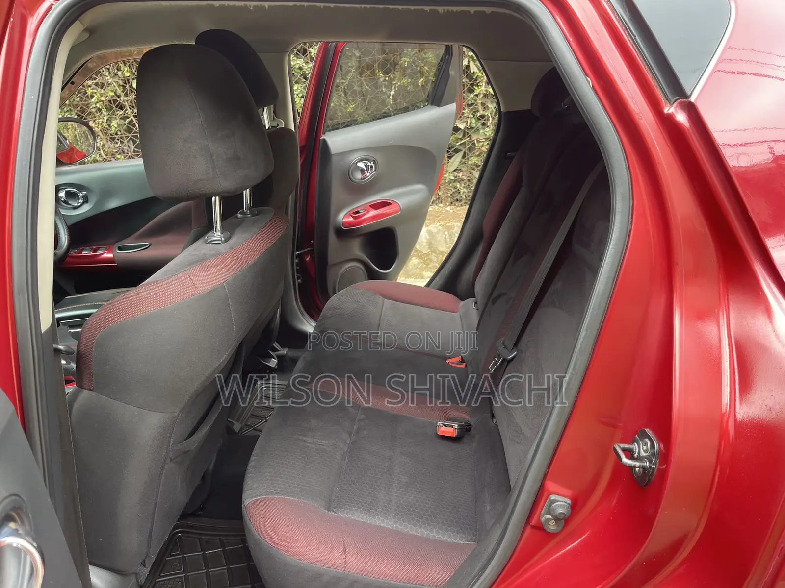Nissan Juke 2011 Red