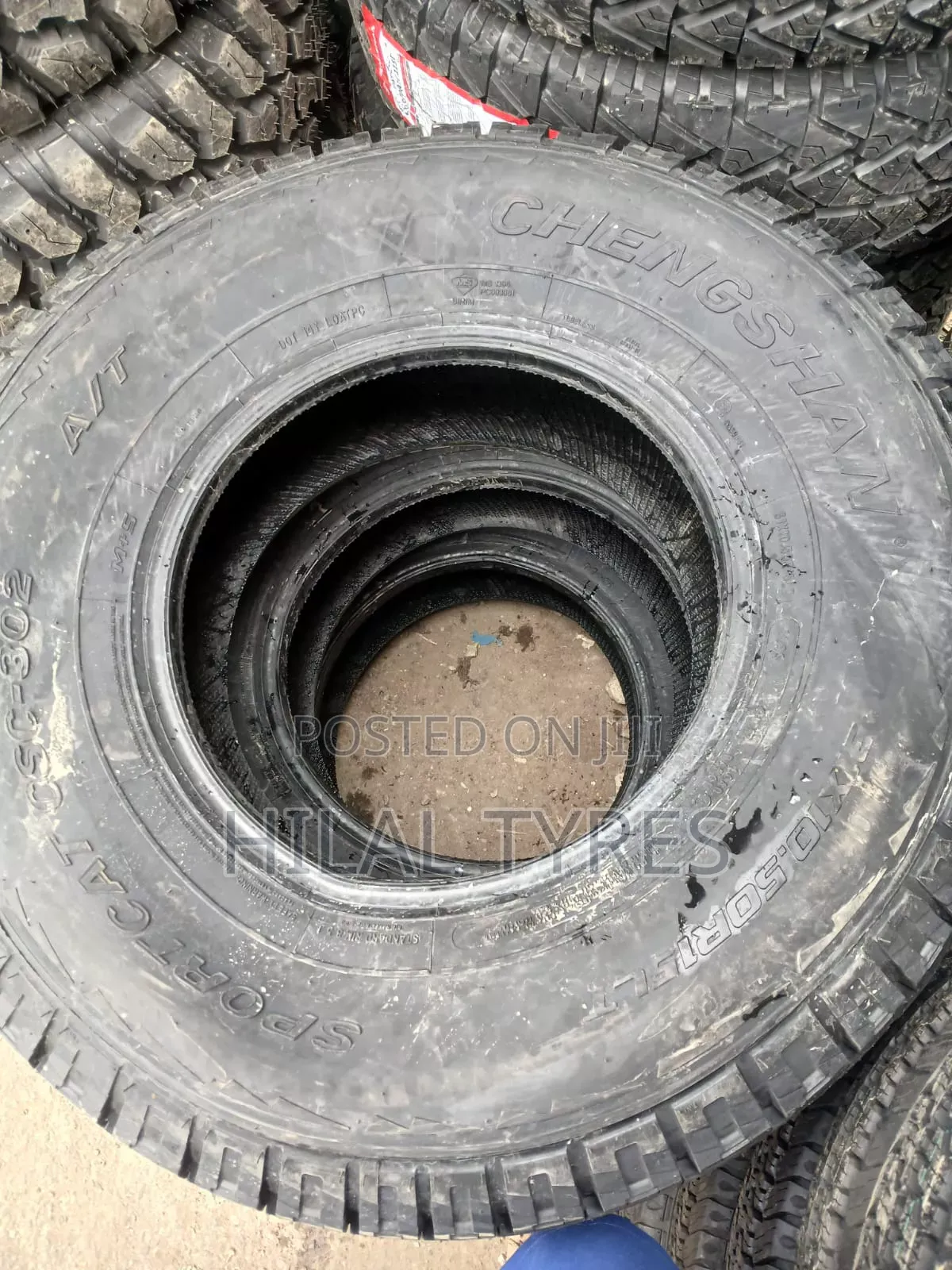 31*10.5r15 AT Chengshan