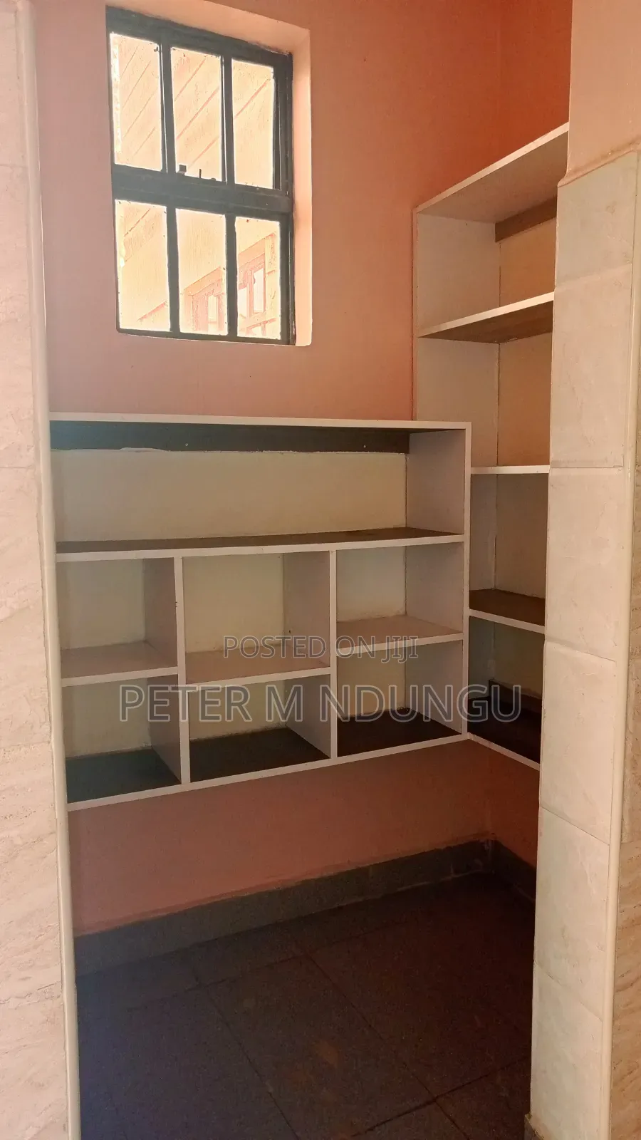 5bdrm Maisonette in Thome for rent
