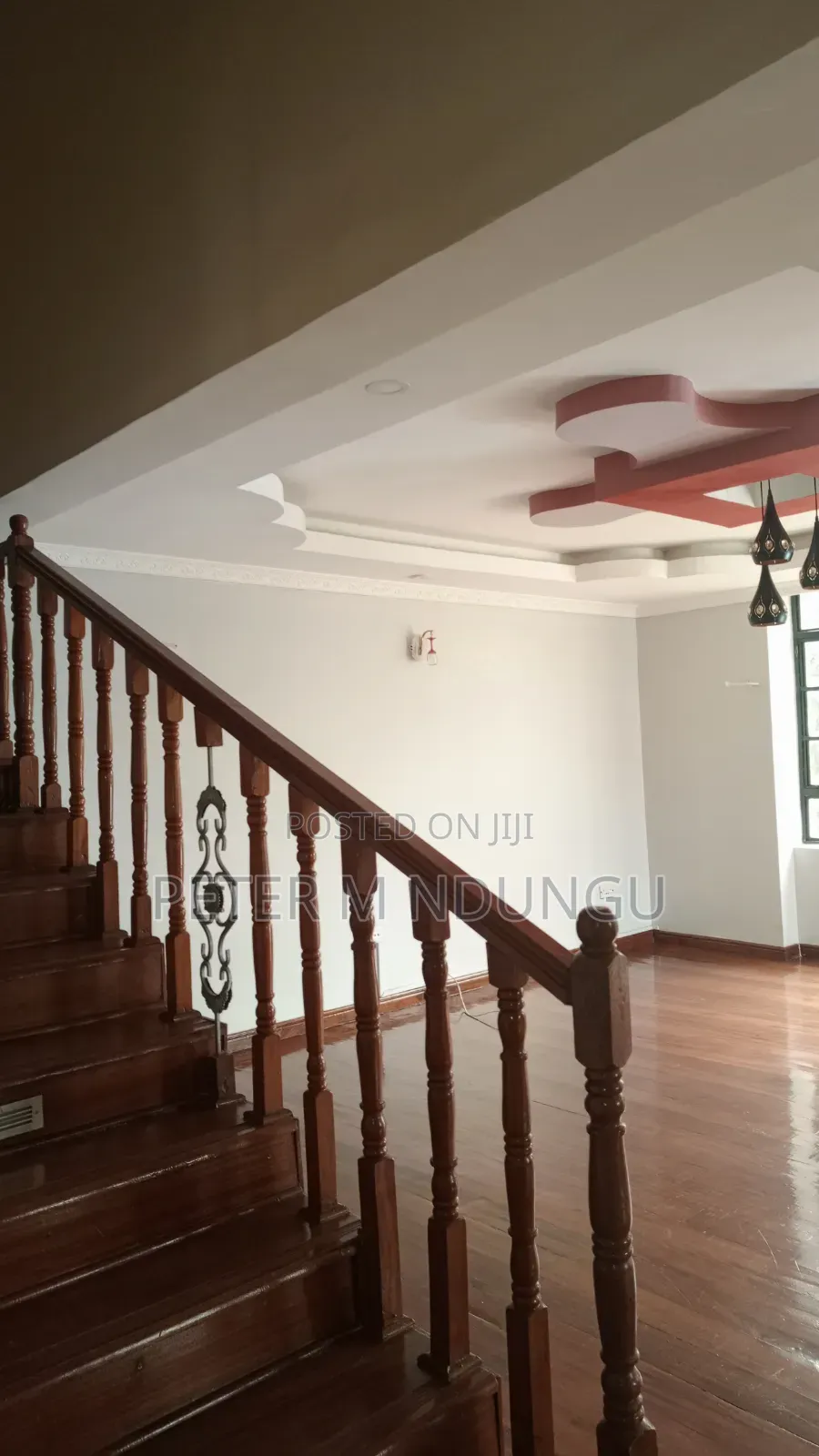 5bdrm Maisonette in Thome for rent