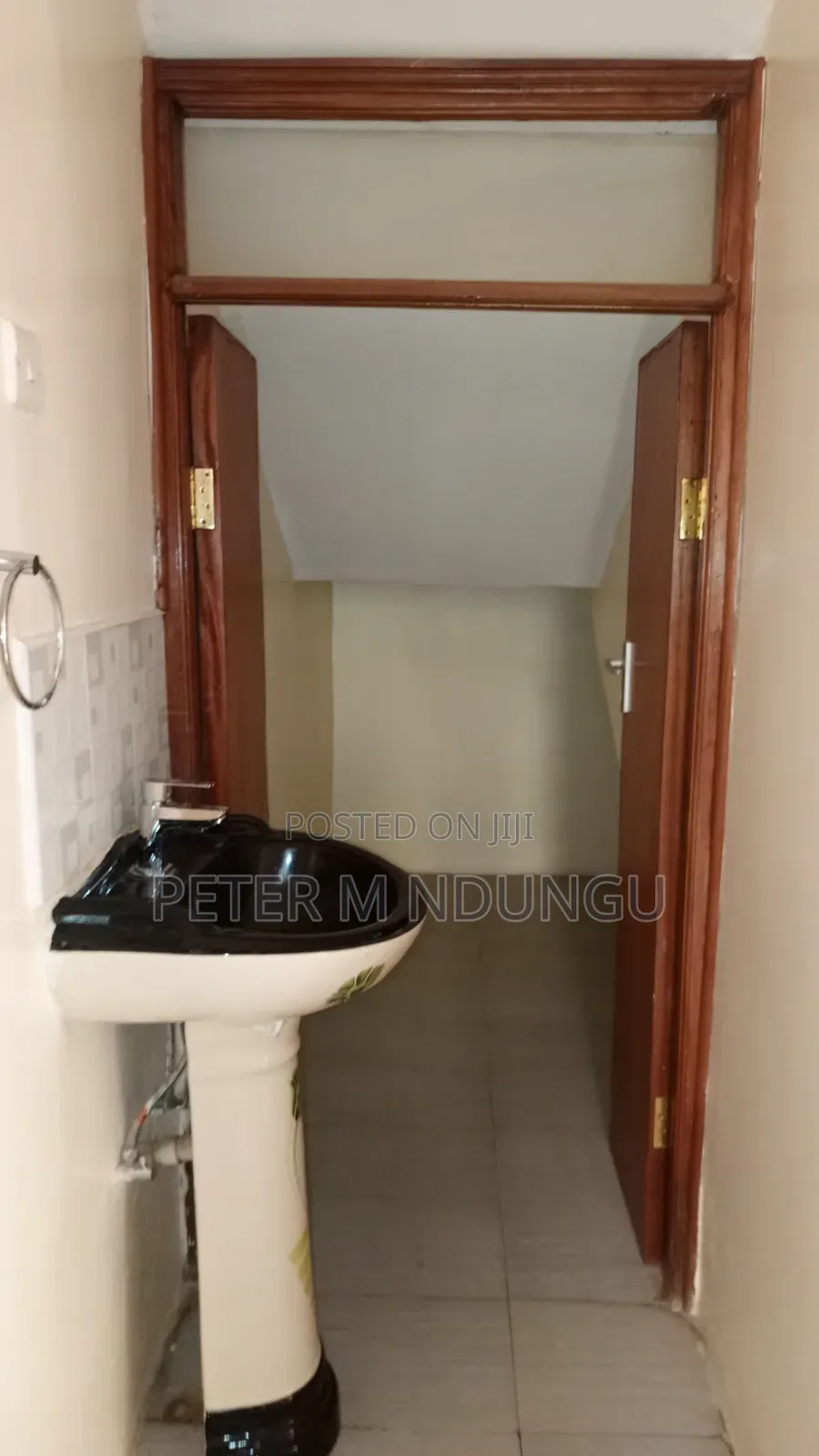 5bdrm Maisonette in Thome for rent