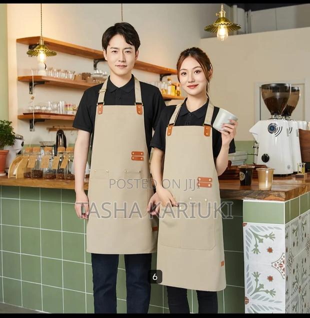 Premium Apron With Pockets - thumbnail 2