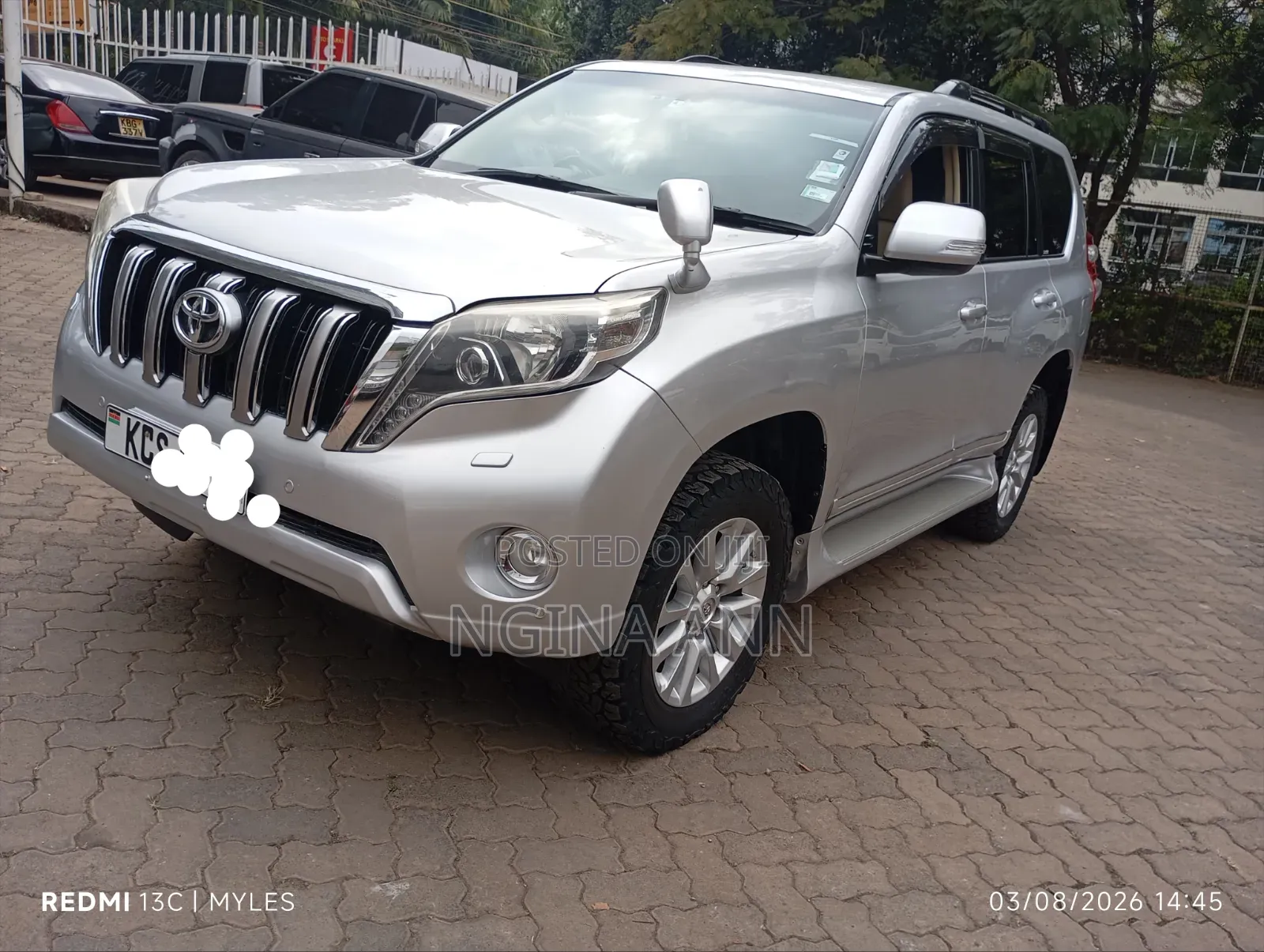 Toyota Land Cruiser Prado 2014 Silver