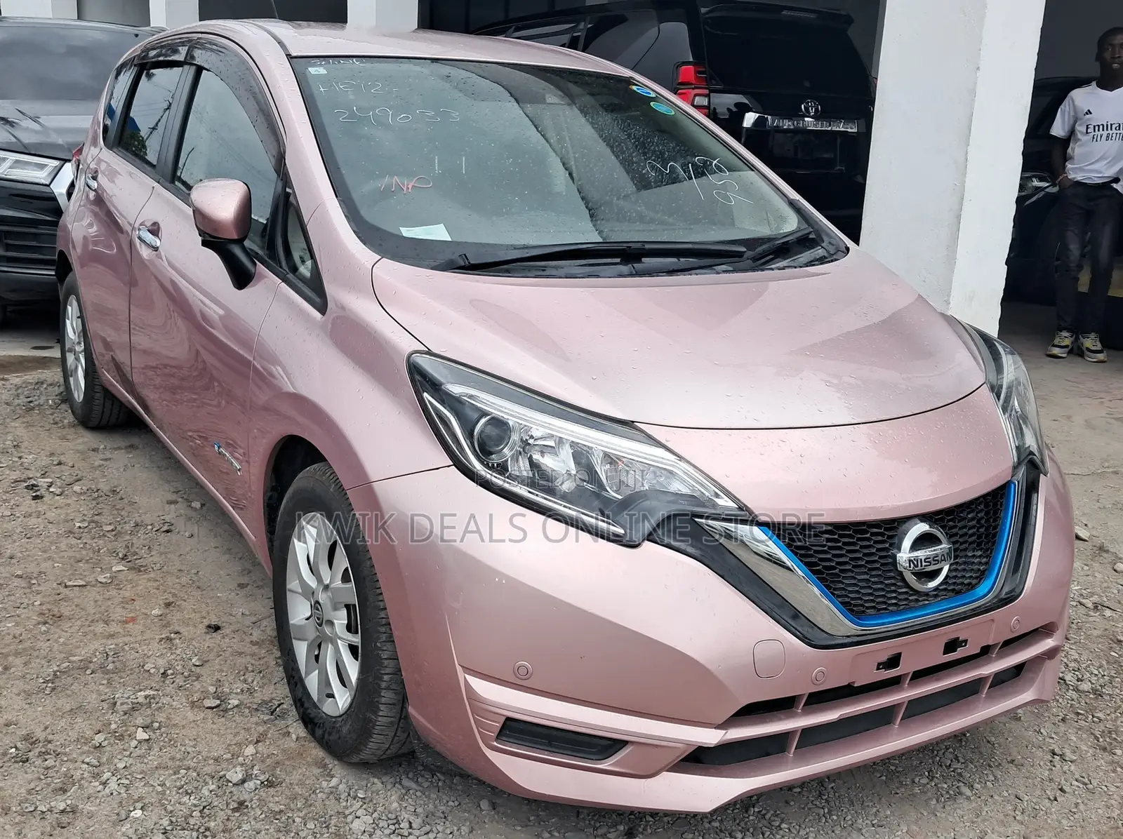 Nissan Note 2019 Pink