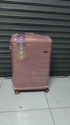 Rubber( Pp) Suitcase* *With Double* *Zip (Anti Theft Zipper)size 27