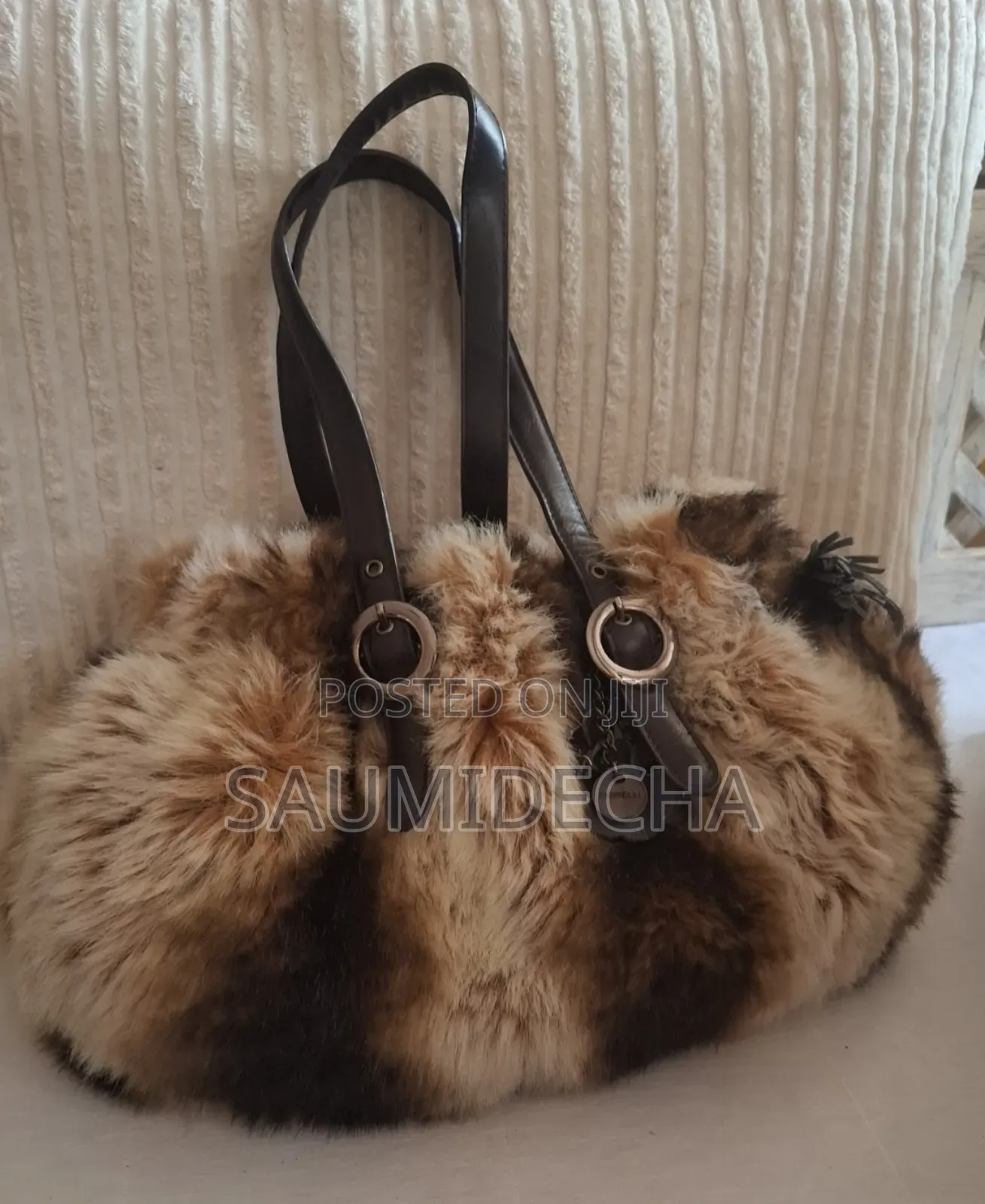 Thrift Sell