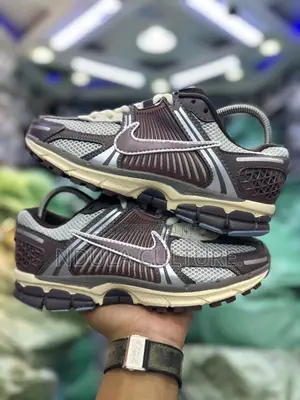 Vomero Zoom 5