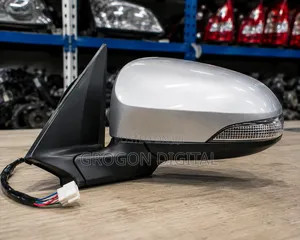 Toyota Axio 2015–2018 Genuine Ex-Japan Side Mirror