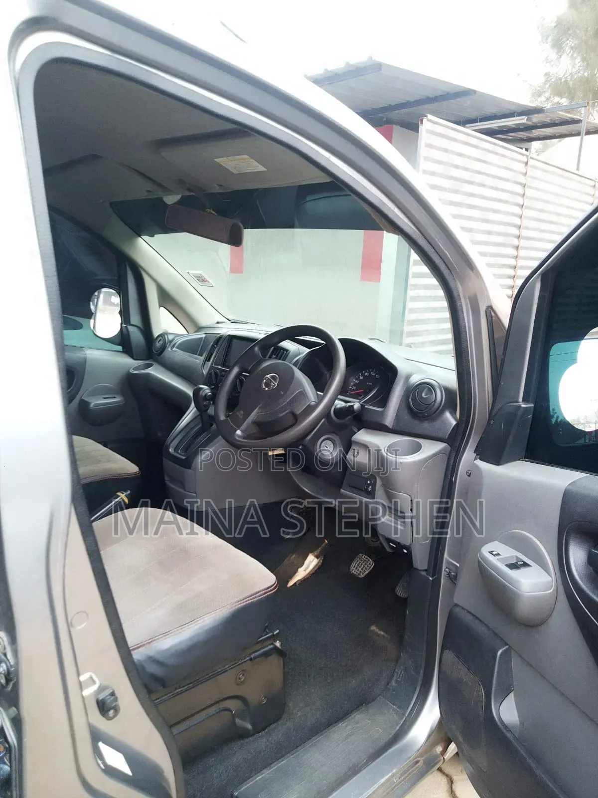 Nissan NV200 2012 Grey