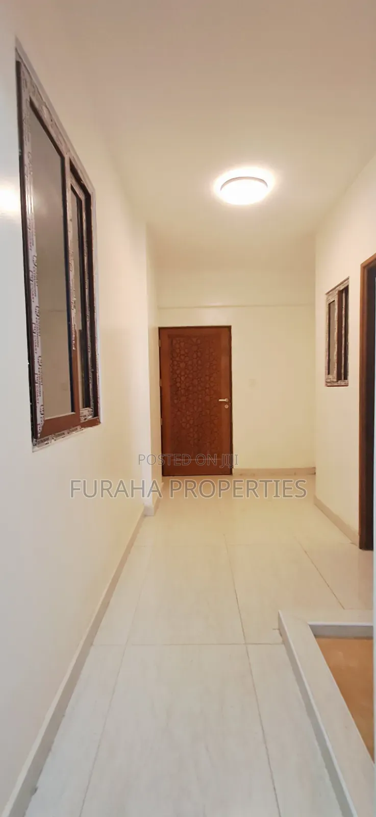 3bdrm Apartment in Kizingo for sale
