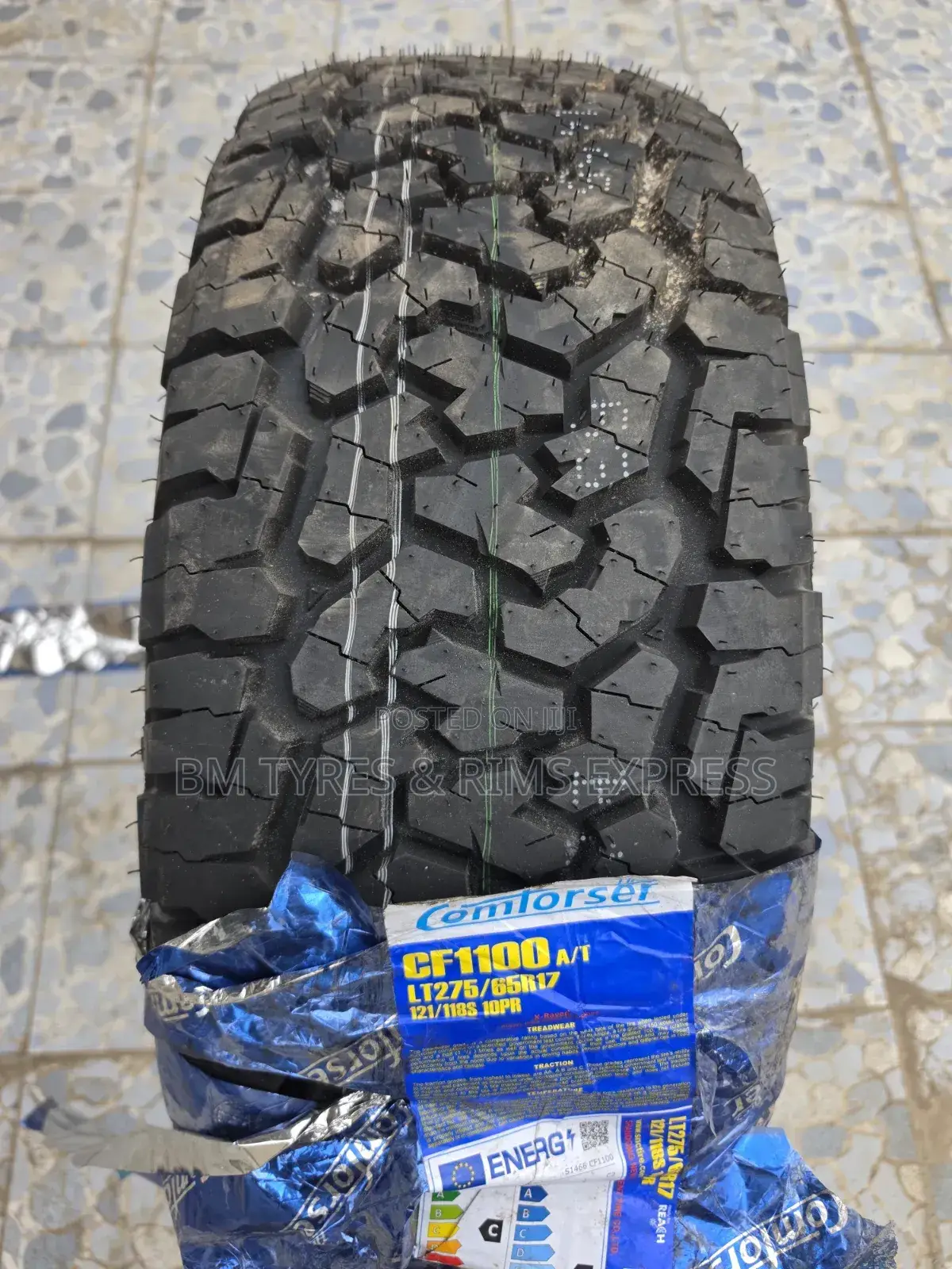 275 /65 R17 Comforser Tires (All Terrein)