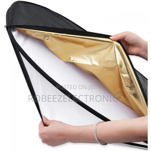 Godox 110cm 5in1 Reflector(Gold/Silver/Black/White/Translucent) - thumbnail 2
