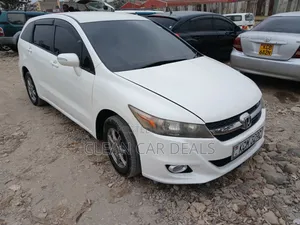 Honda Stream 2010 White