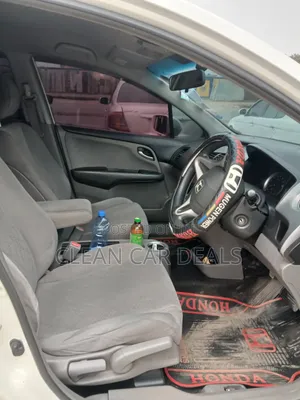 Honda Stream 2010 White