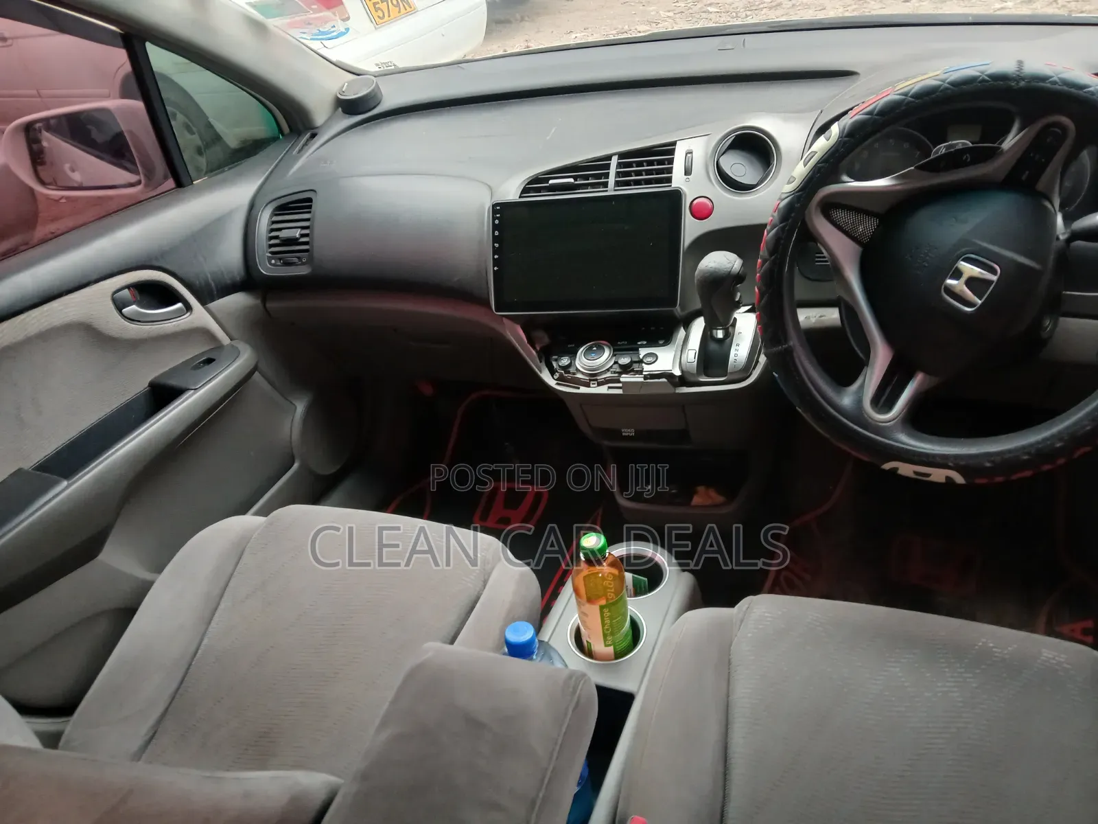 Honda Stream 2010 White