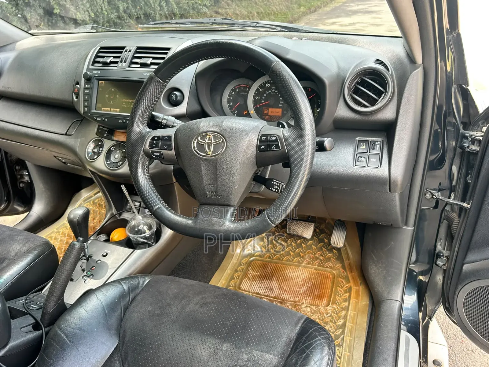 Toyota RAV4 2010 Black