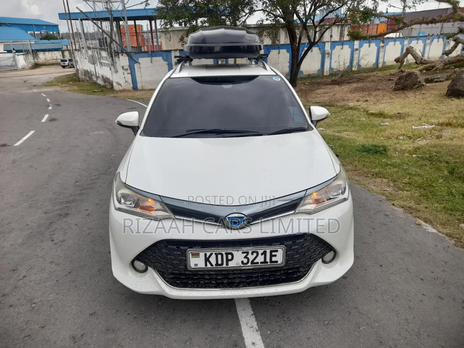 Toyota Corolla Fielder 2017 White